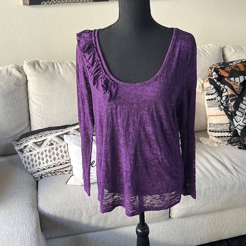 Mac & Jac | Long Sleeved Ruffle Detail Burnout Tee